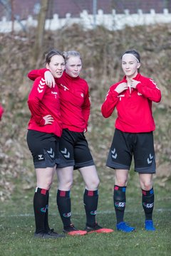 Bild 20 - F Rot Schwarz Kiel - SV Henstedt Ulzburg 2 : Ergebnis: 1:1